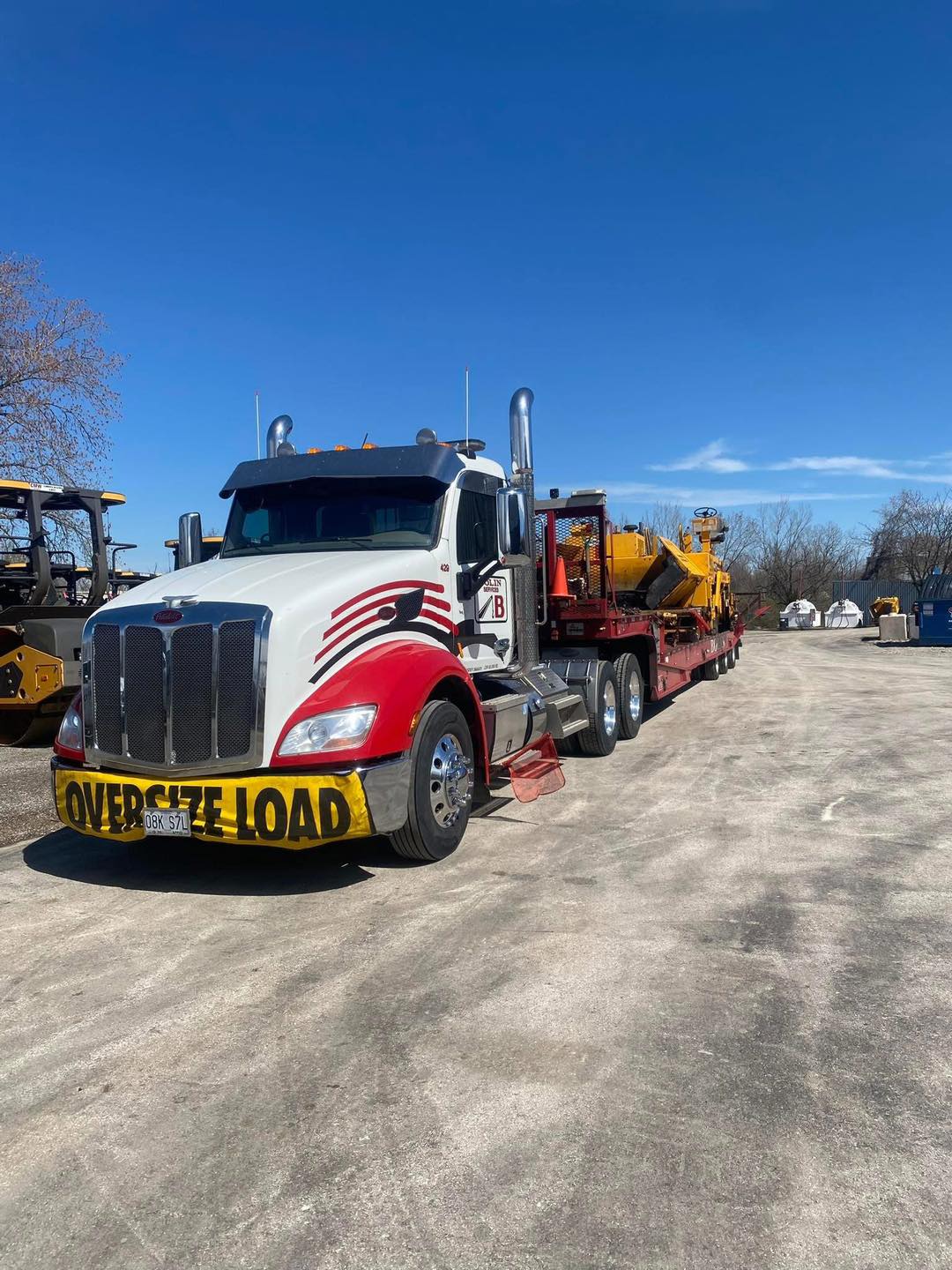 Bolin Services completing a Heavy Equipment Haul!